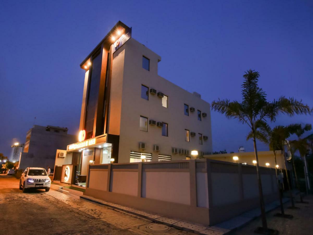 Hotel Grand Sparrow Inn Agra  Esterno foto