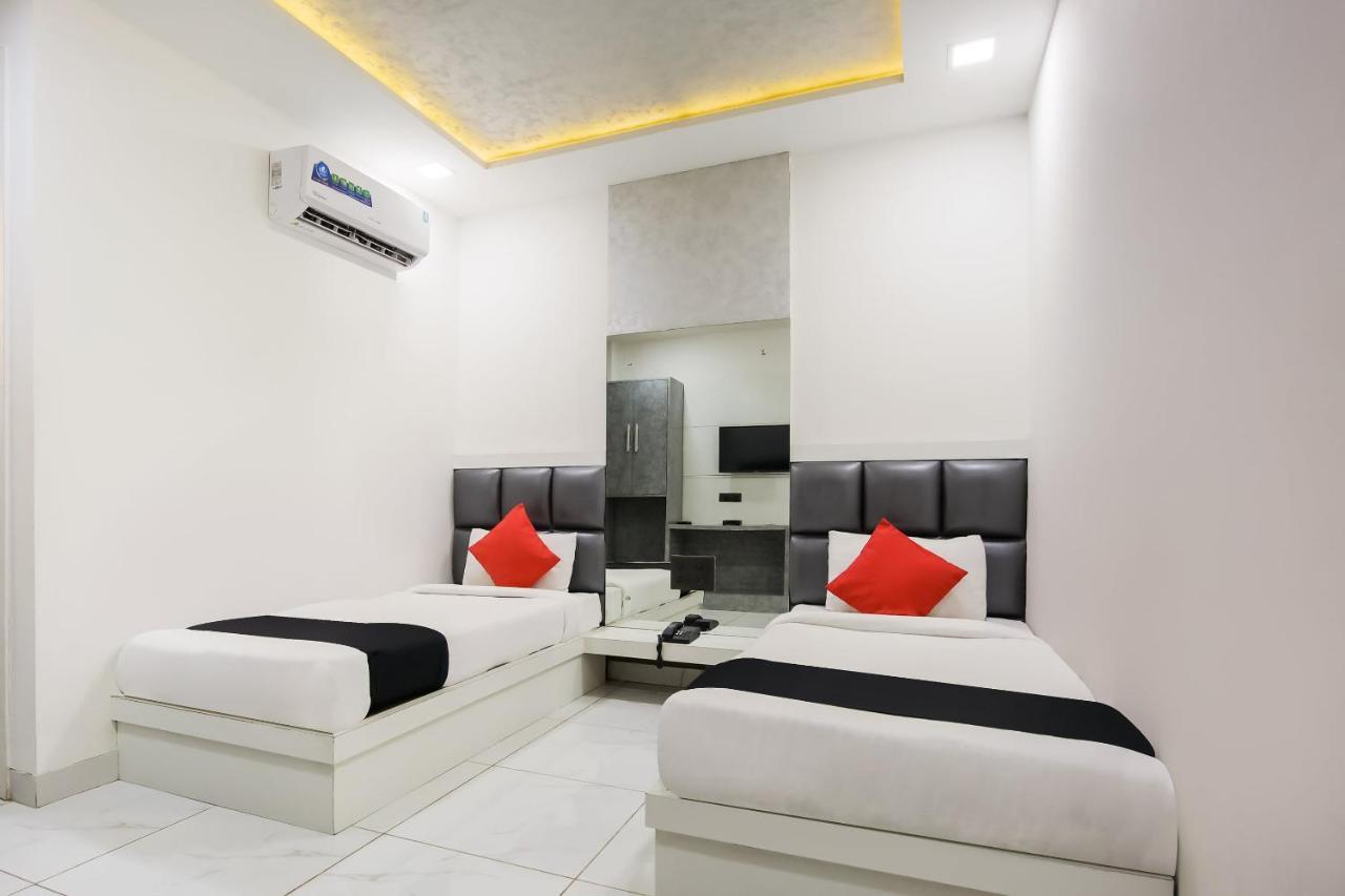 Hotel Grand Sparrow Inn Agra  Esterno foto